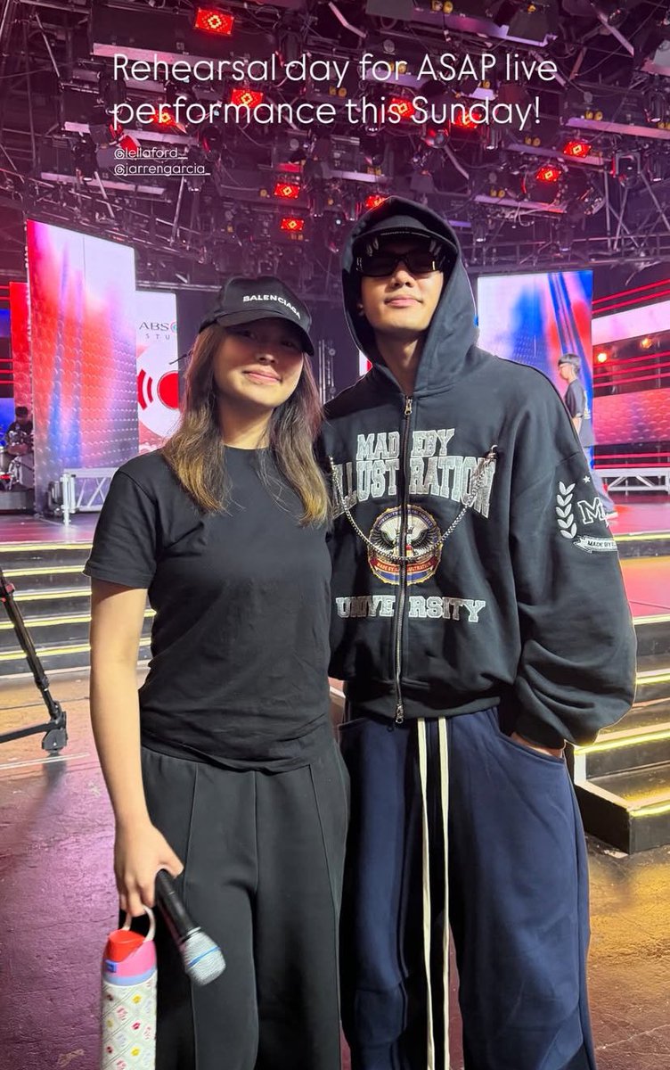 jjhyvck's tweet photo. lella and jarren at ASAP studio! https://t.co/iL1trwtr5P