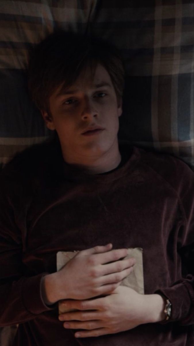 сонный лис 🌷 tweet media