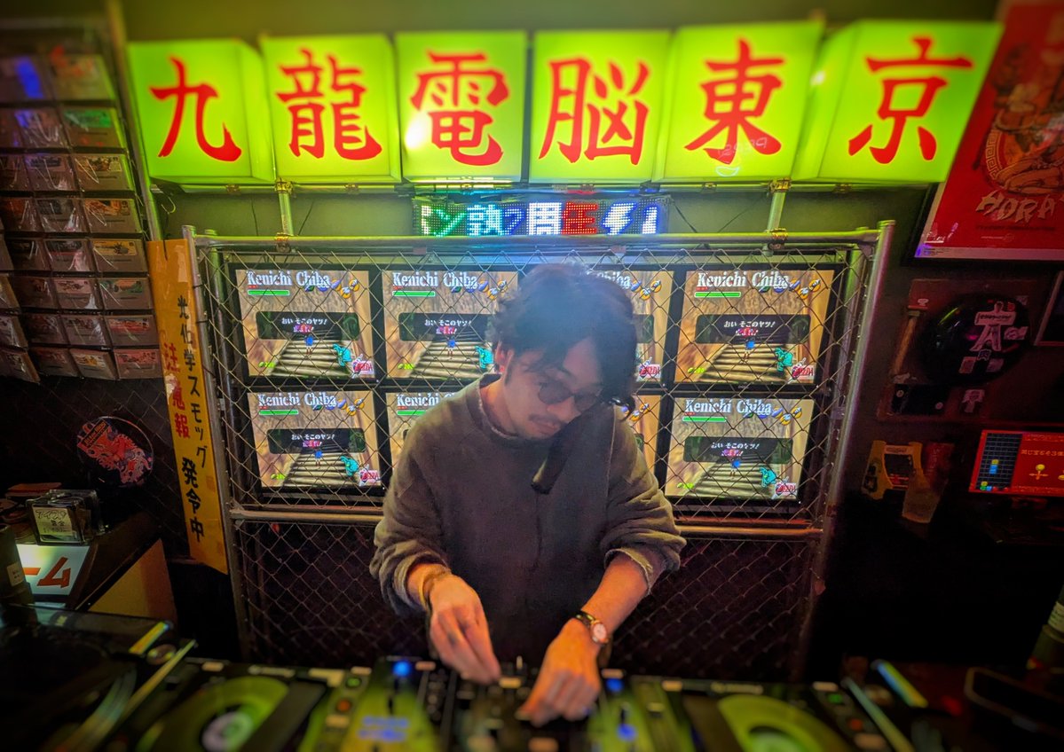 #エレパン　
屋台でたこ焼きを焼くちばさん