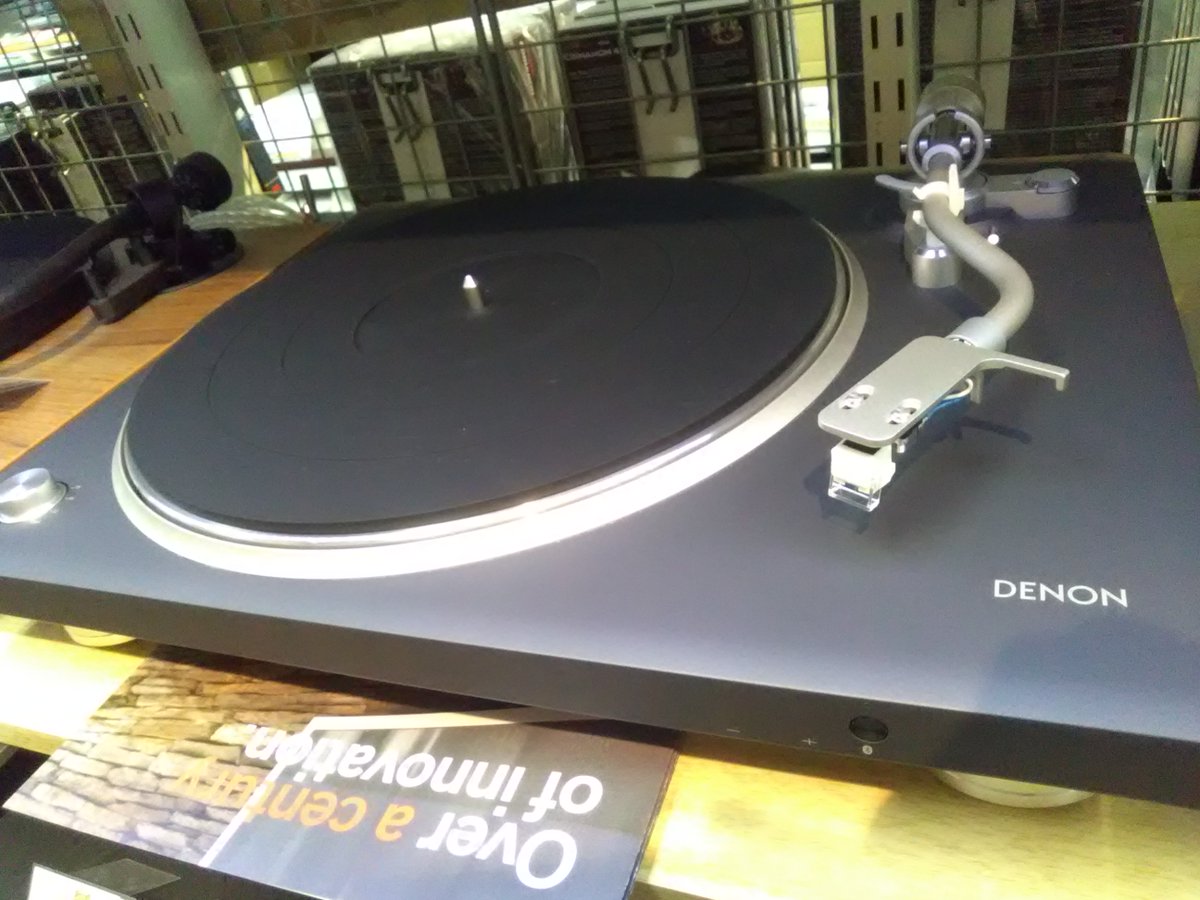 奥野太一郎 星条旗のもとで地球儀をもてあそぶな ด้ด้้ด้้้ด้้้้ด้้้้้ด้ด้้ด tweet media