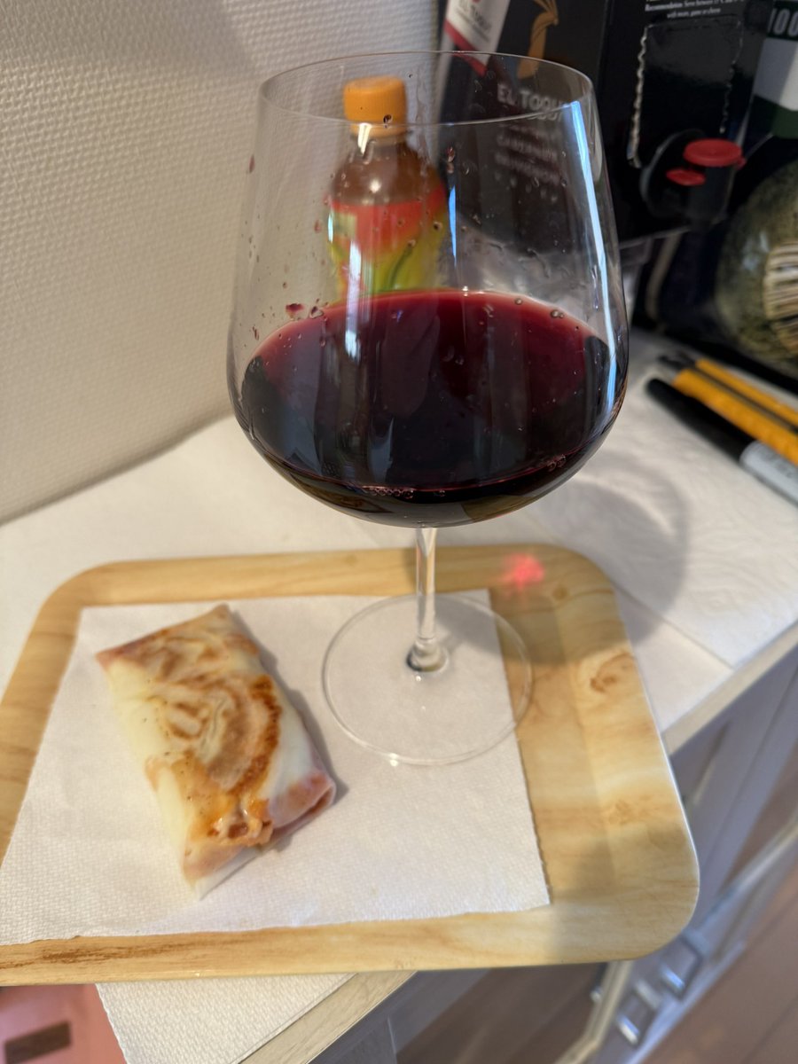 ひろちん⭐︎プチ減量平日だけ禁酒4月末。 tweet media