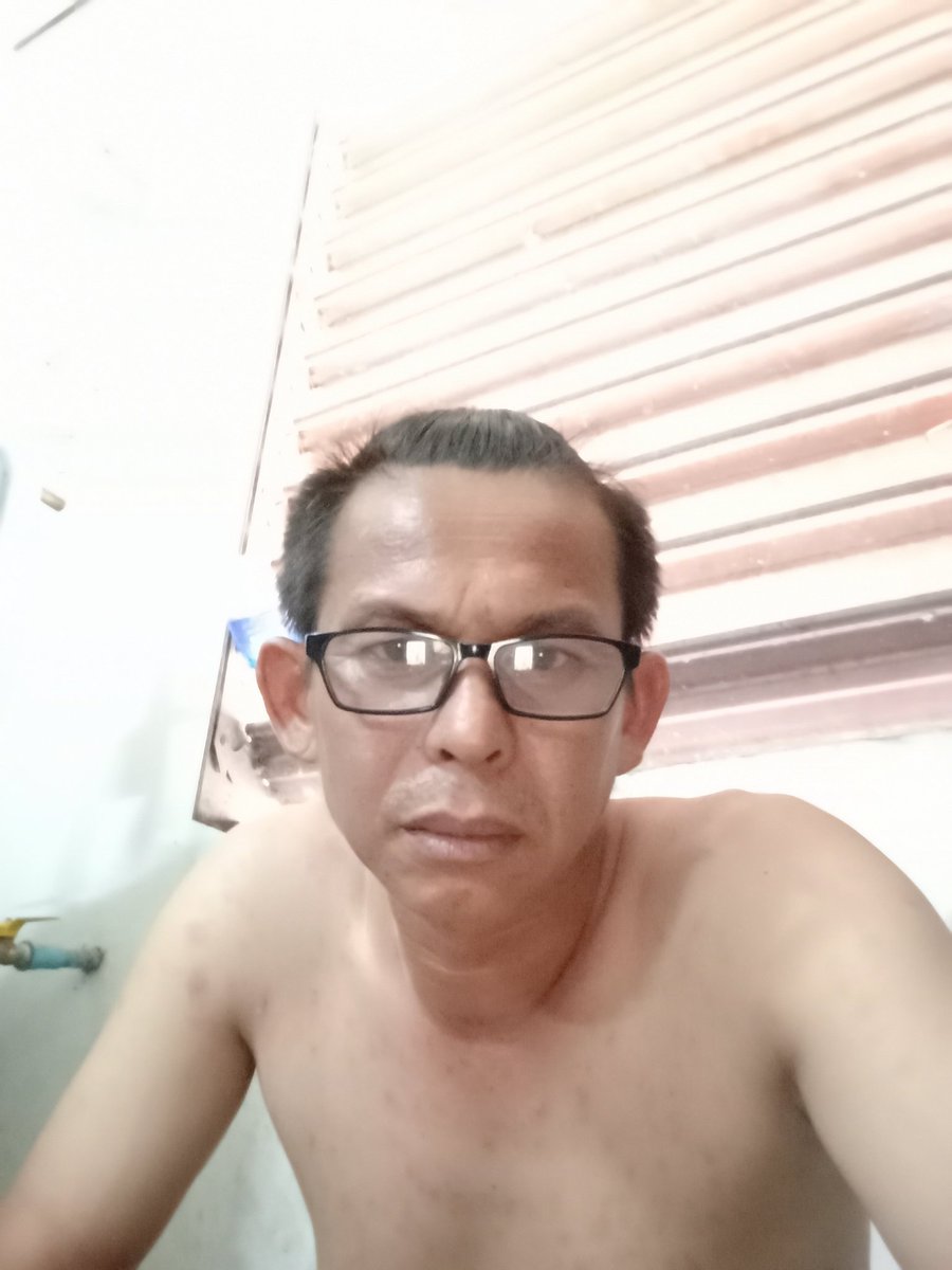 เอ๋...ชายแท้ tweet media