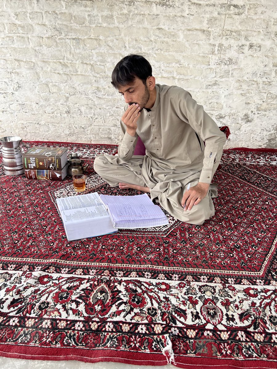 AdvBasitKharoti's tweet image. خدا نے ہماری قسمت میں محنت رکھی ہے اور انشاءاللہ مجھے یقین ہے کہ میری یہ دن اور رات کی محنت ضرور ایک دن رنگ لائے گی
#Myprofessionispassion #HardWorkpaysoff #Saturday