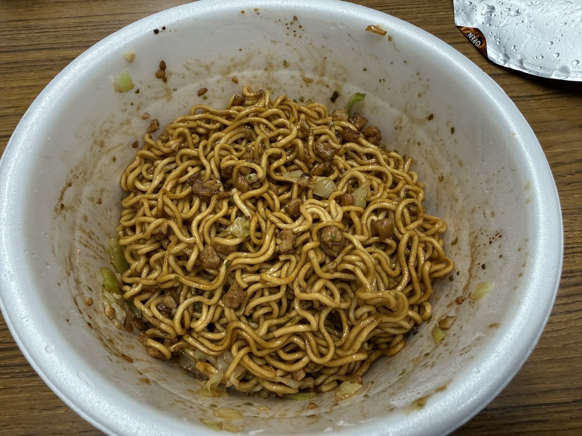 ファンタ tweet media