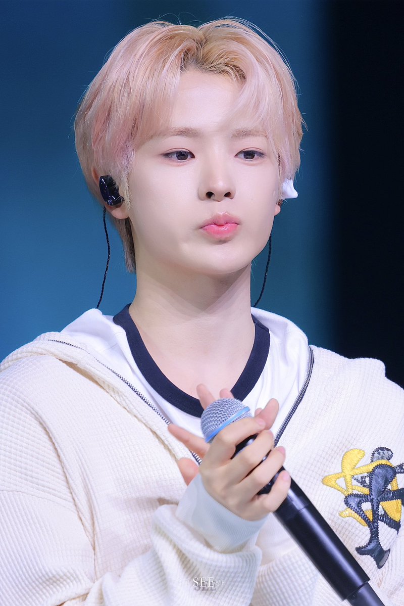 YOU SEE ME ✨ tweet media