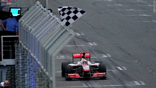 MsportXtra's tweet image. #F1 #OnThisDay, March 28th 2010. Tyre whisperer @JensonButton took his first win for @McLarenF1 at the #AustralianGP with Robert Kubica finishing 2nd for Renault. @MassaFelipe19 took 3rd for @ScuderiaFerrari . youtube.com/watch?v=VAtISL… #MsportXtra @UnracedF1