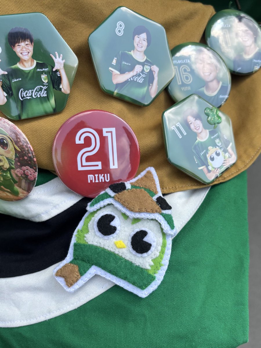 はごろも tweet media