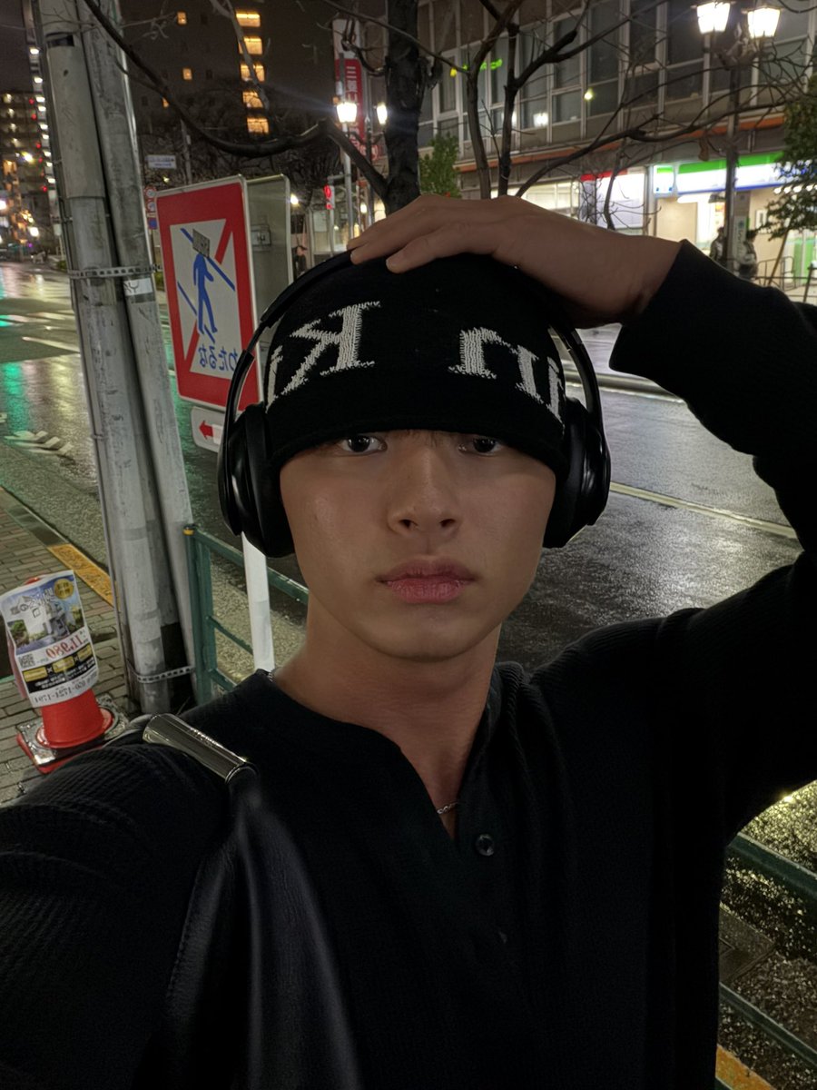 榎田一王 tweet media