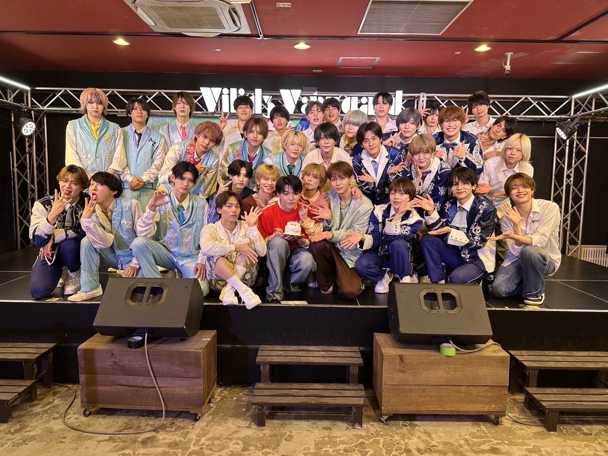 ヴィレッジヴァンガード渋谷本店/VILLAGE VANGUARD SHIBUYA tweet media