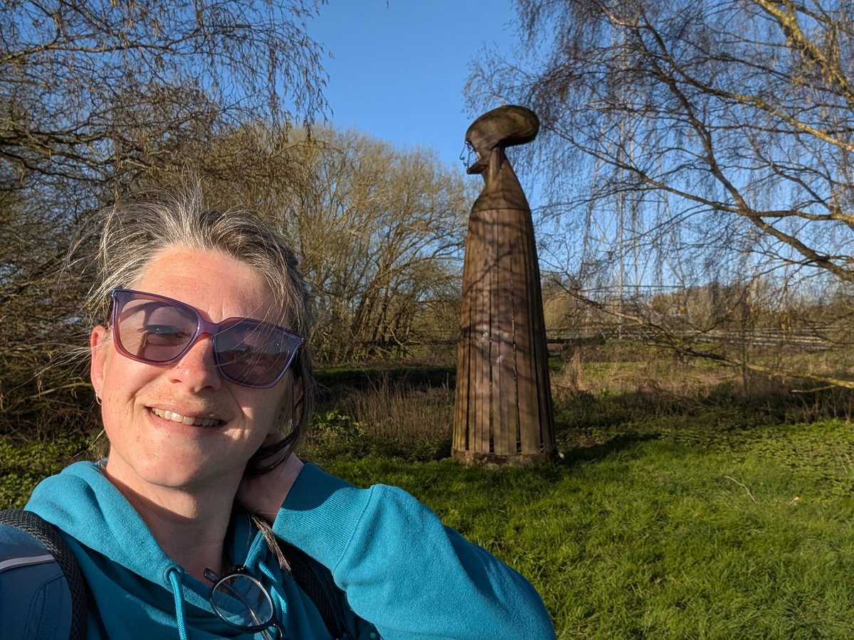 Tracey 🦕 tweet media