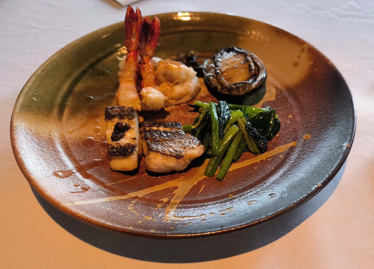 カラード tweet media