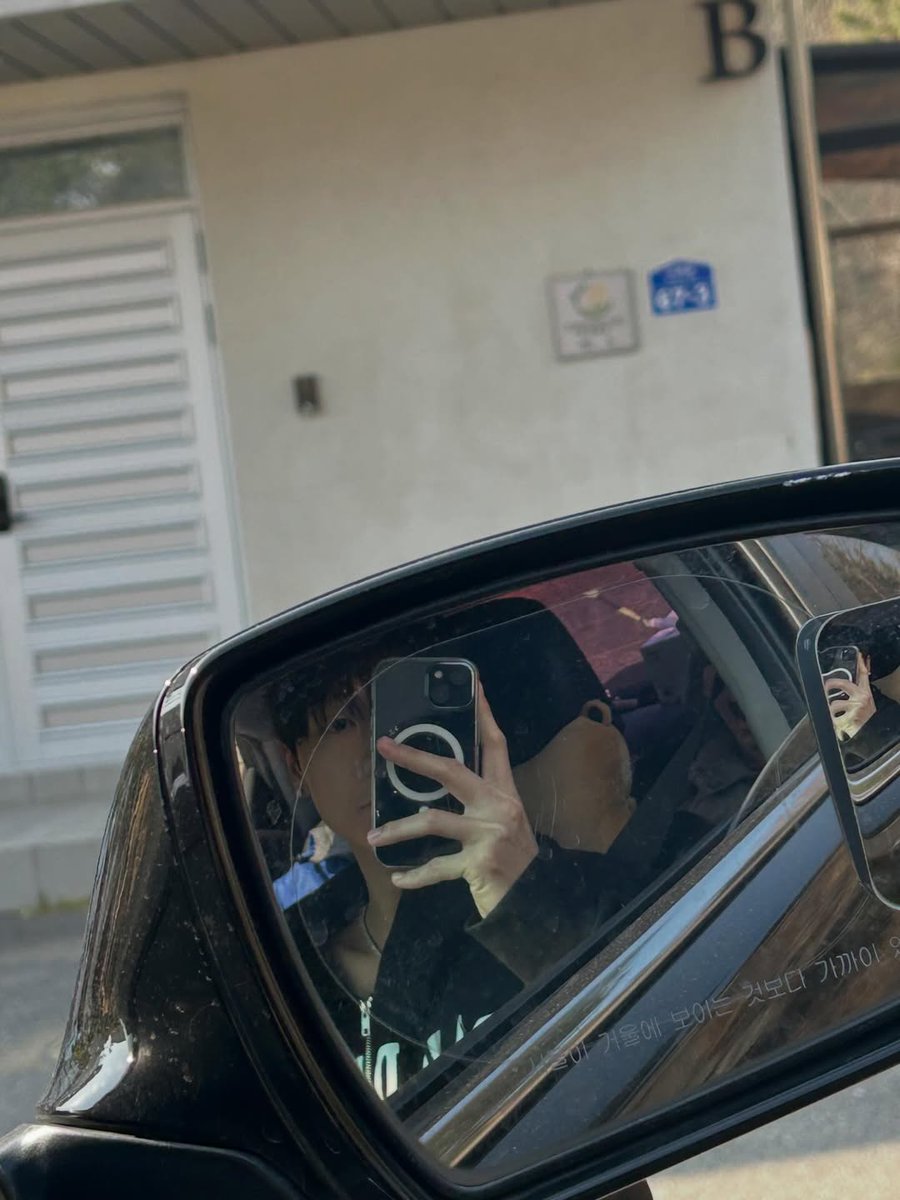 𝔾ist. tweet media