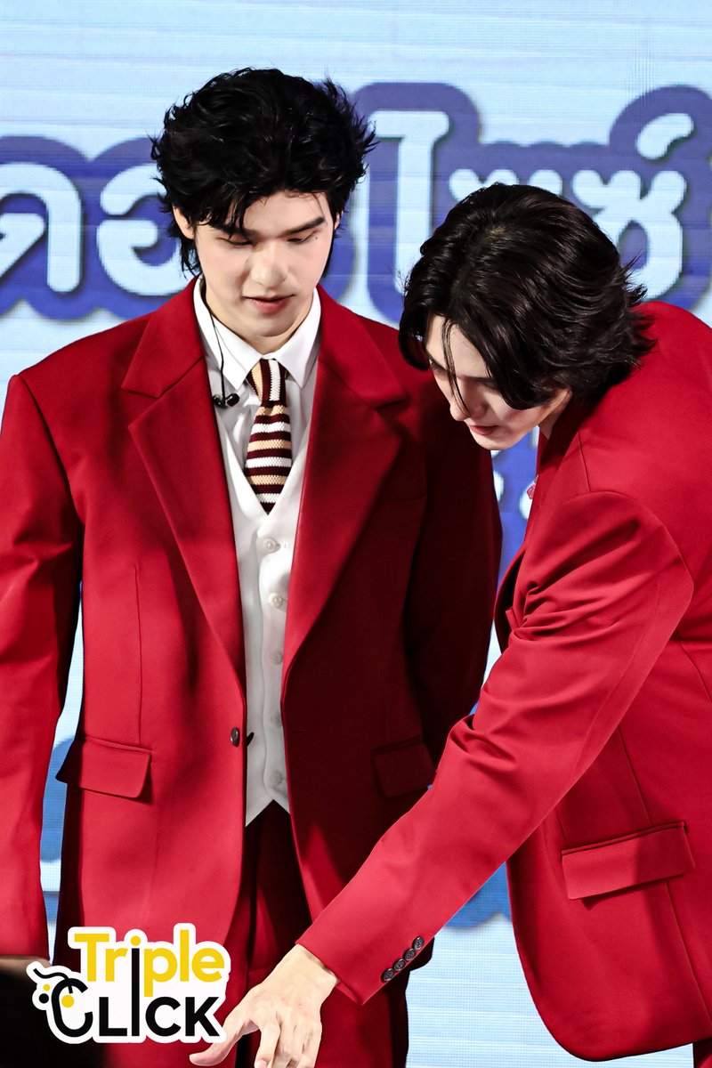 TripleClick tweet media