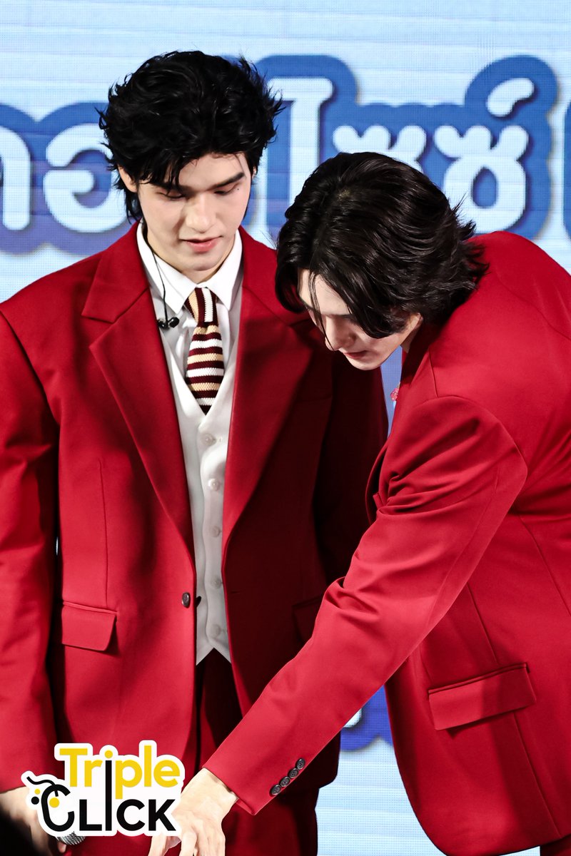 TripleClick tweet media