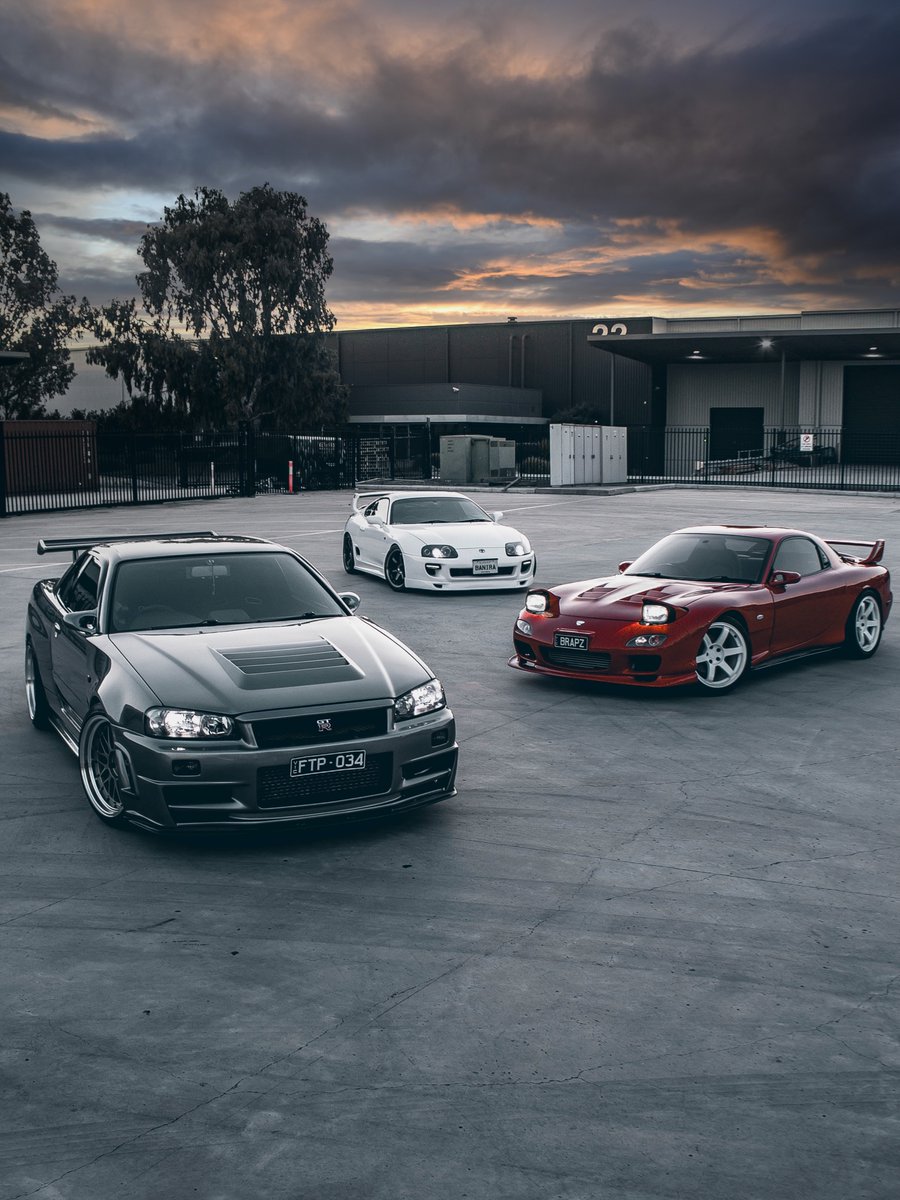 COMPETITION tweet media