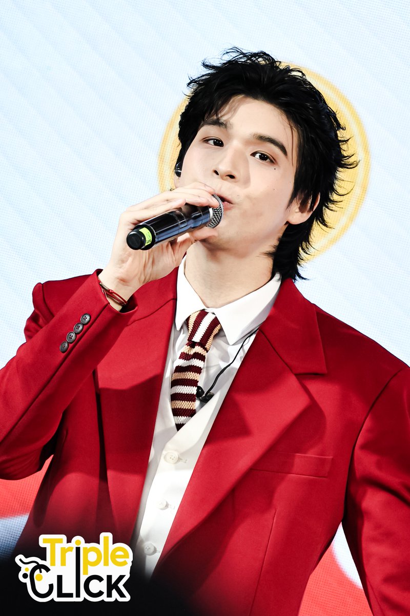 TripleClick tweet media