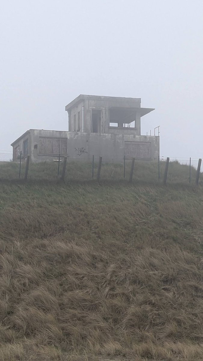 boussemaer_art's tweet photo. D'autres vestiges du Mur de l'Atlantique à Ostende https://t.co/pKvgEMAneq