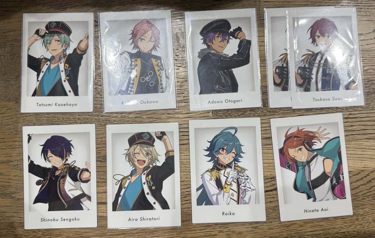 yn220sf's tweet photo. 交換
あんスタ　10周年　特典

譲.凛月 レオ 巽 こはく
忍 アドニス 藍良 ライカ ひなた

求.千秋 日和 ニキ

本日池袋18:00頃まで手渡しのみ。
よろしくお願い申し上げます。 https://t.co/jSSTwbAvQx