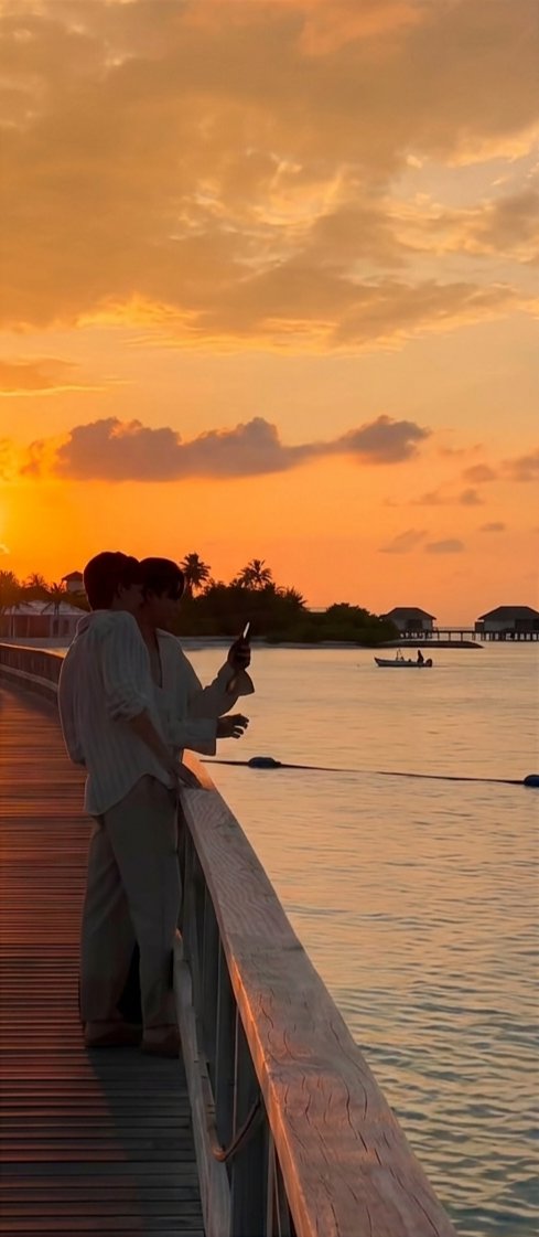 Nyuuiiw-ilaʕ •ᴥ•ʔ 💜❤💙 tweet media