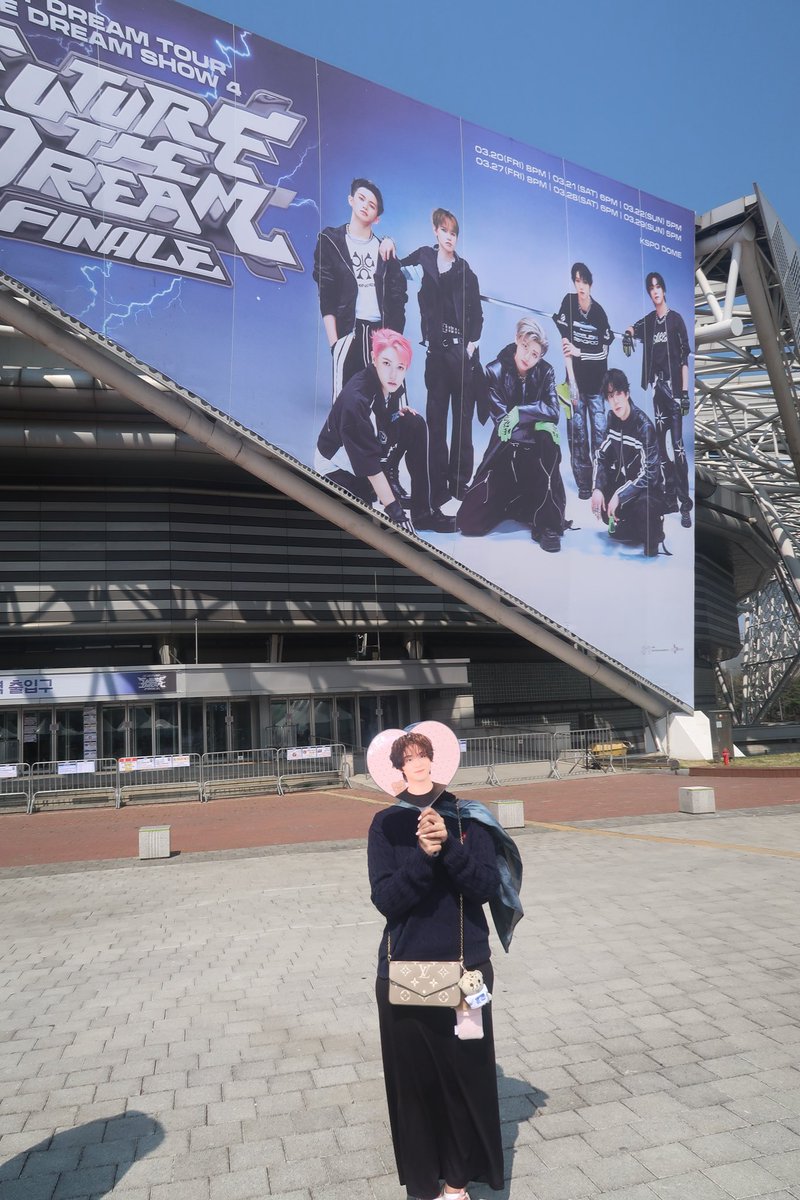 rahmatika tweet media