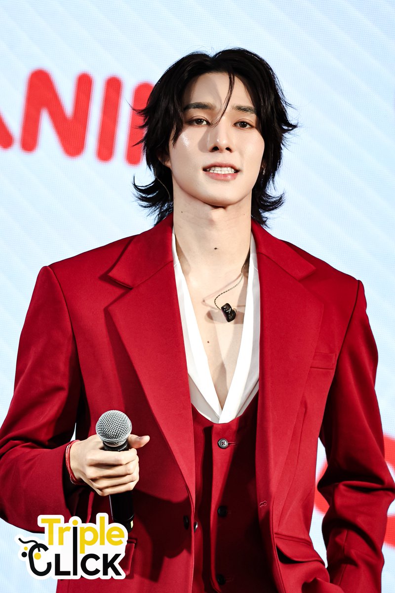 TripleClick tweet media