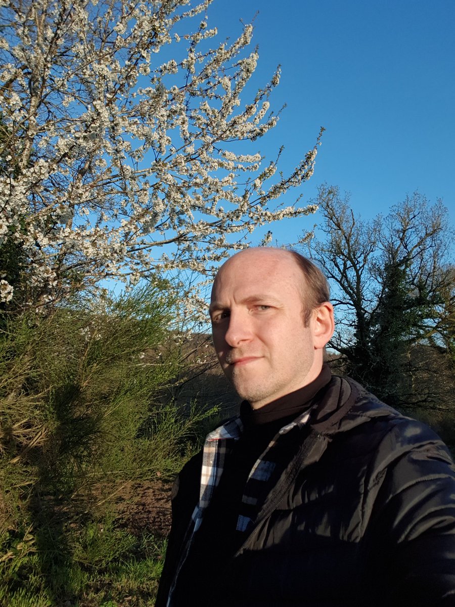 cyrildorner1's tweet image. #pourtoi #foryou #photographie #selfie #printemps #fleurs