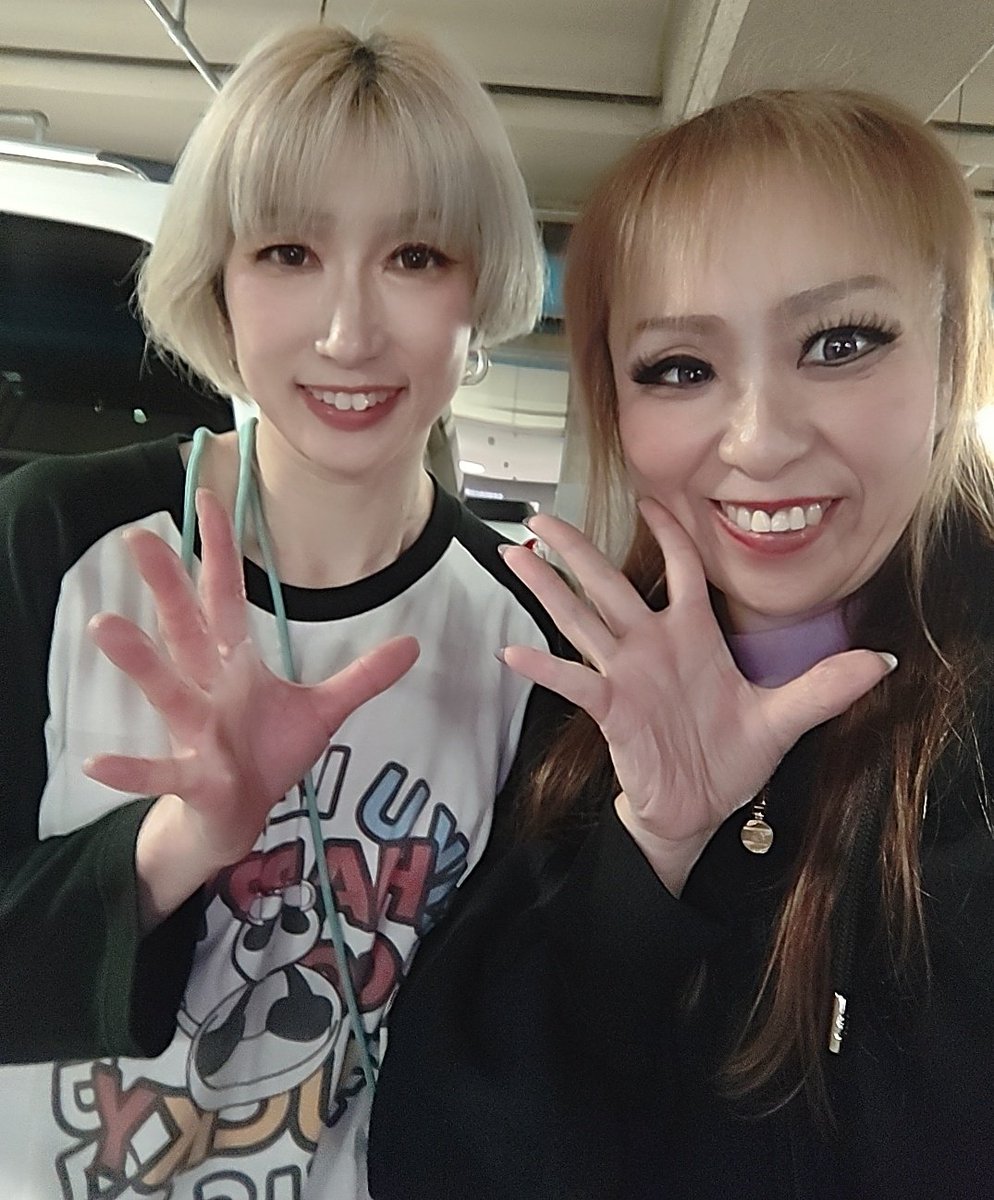 星ハム子 tweet media