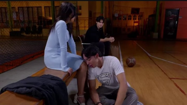 𝐫𝐨𝐬𝐥𝐢𝐧 🦖 tweet media