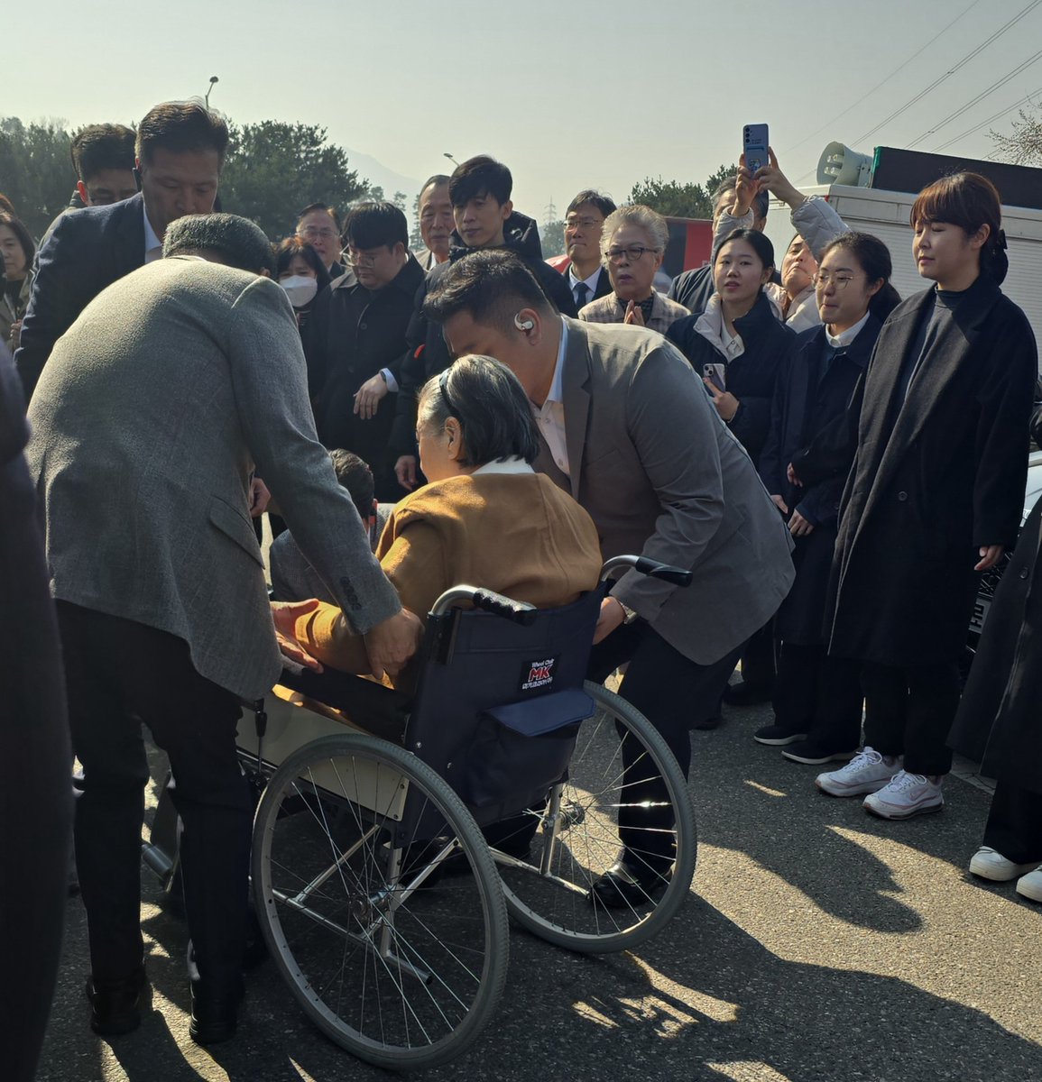 The Monarch Report tweet media