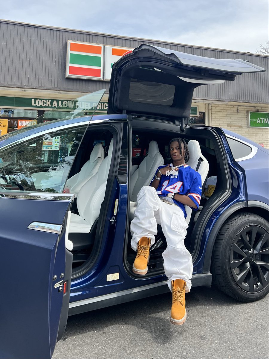 little snow☃️ 444 tweet media