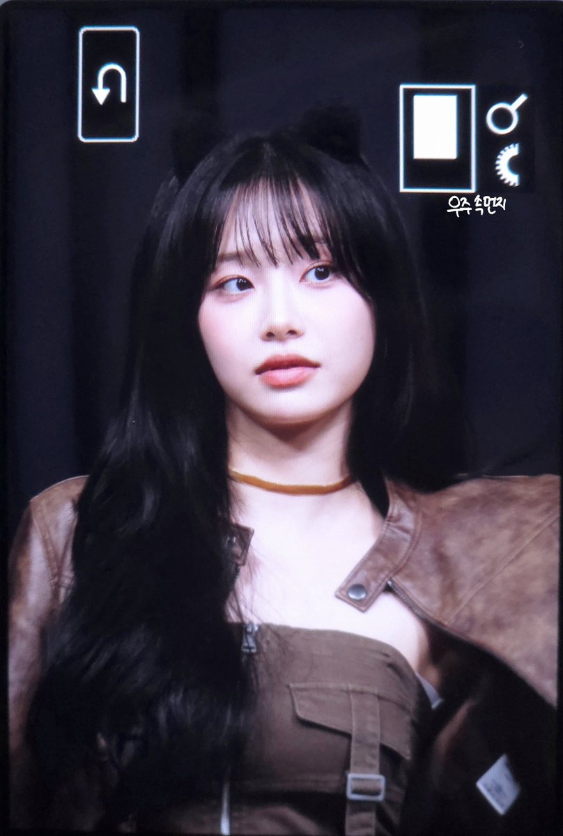 우주속먼지 tweet media