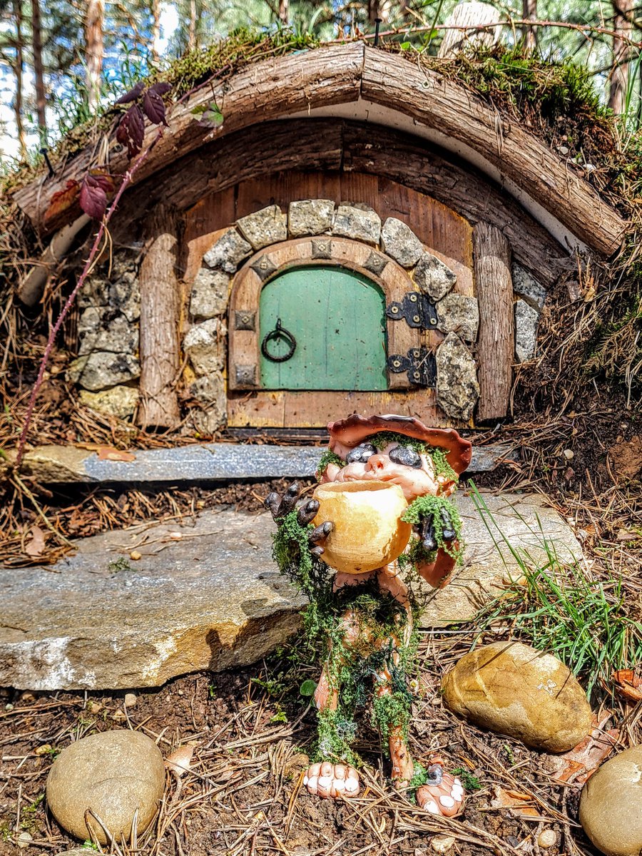 ¡Regresa hoy el Bosque Mágico Fuente del Pino!
Podéis consultar sus horarios y días de apertura en su perfil <a href="/sanleonardotm/">San Leonardo Tiene Magia</a>

Pronto os desvelaremos algunas de sus novedades, el resto lo tendréis que descubrir vosotros