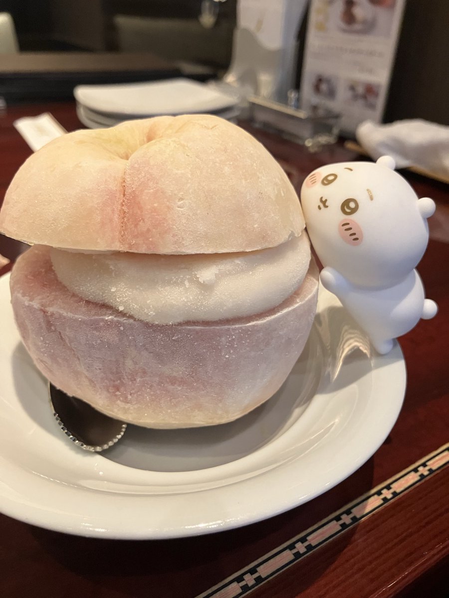 もちこ tweet media