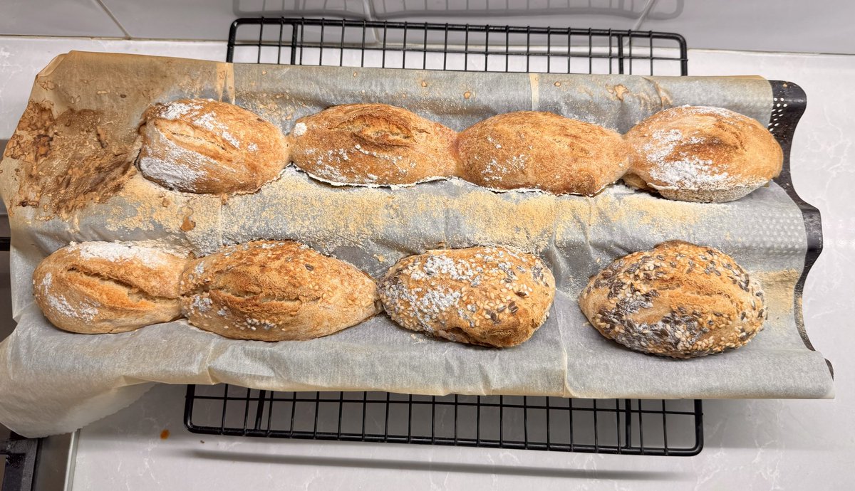 danielocarmon's tweet image. Home made #SourdoughBread  (almost) weekly report. #Bread #LoveMyBread