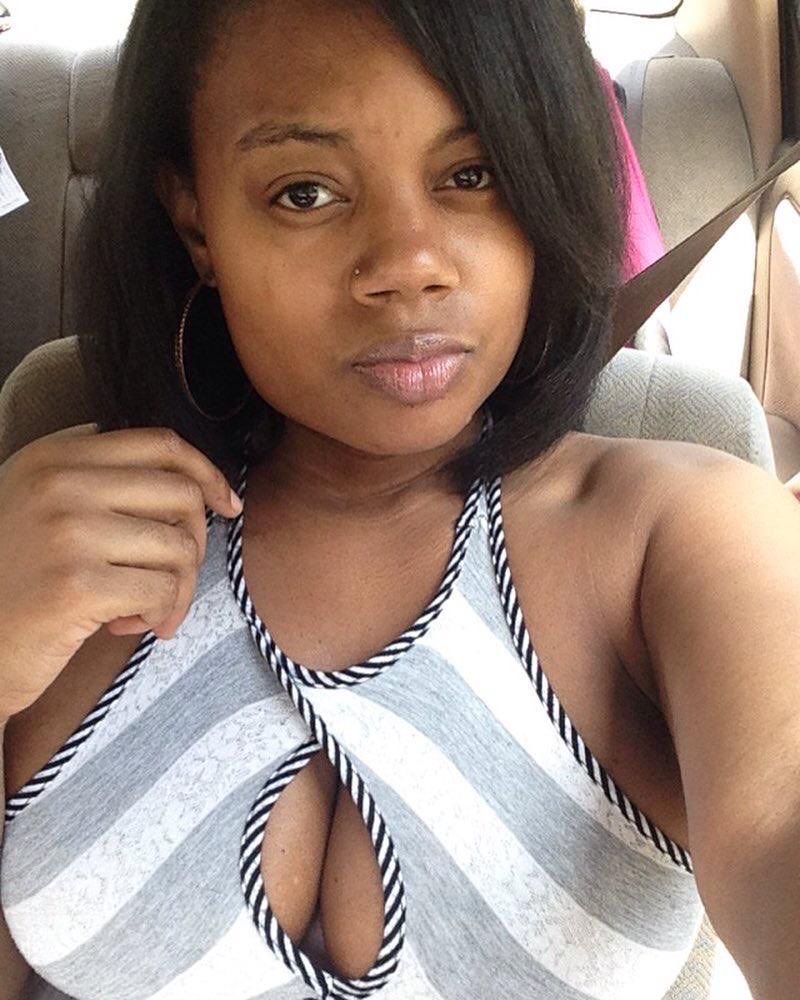 Jenniferabo's tweet photo. Looking for someone honest for friends and more Just say hi https://t.co/SyUCeDXYoy