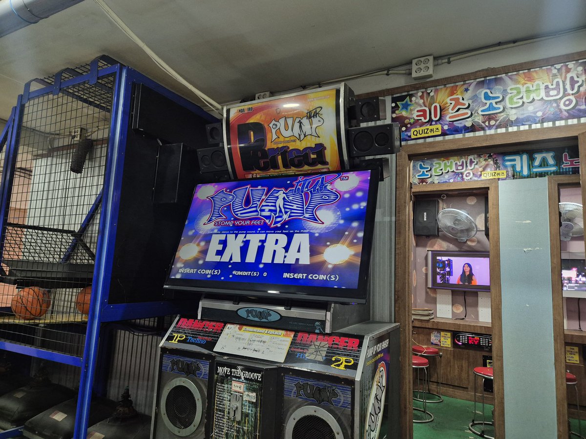 칼리번 tweet media