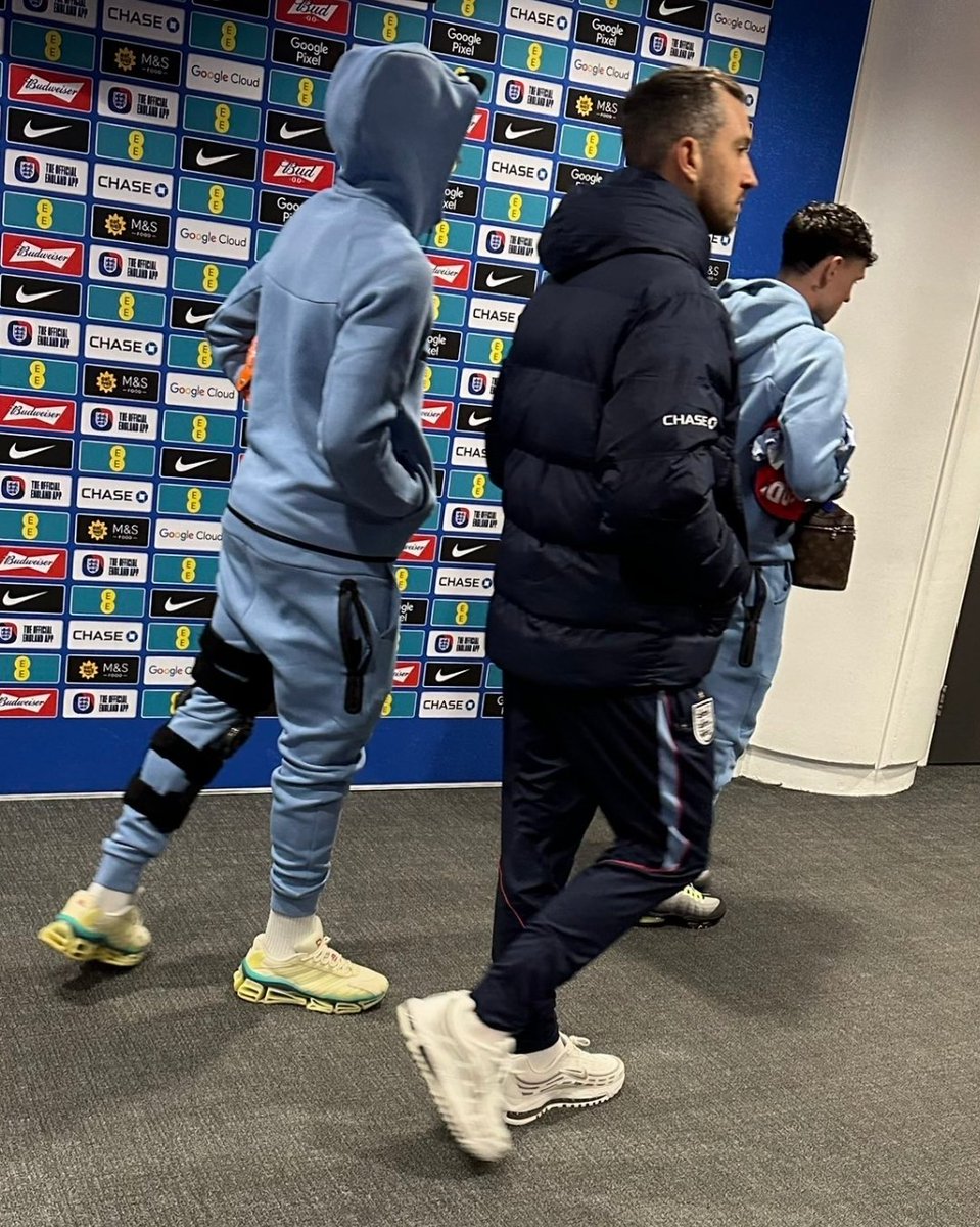 Vince™ tweet media