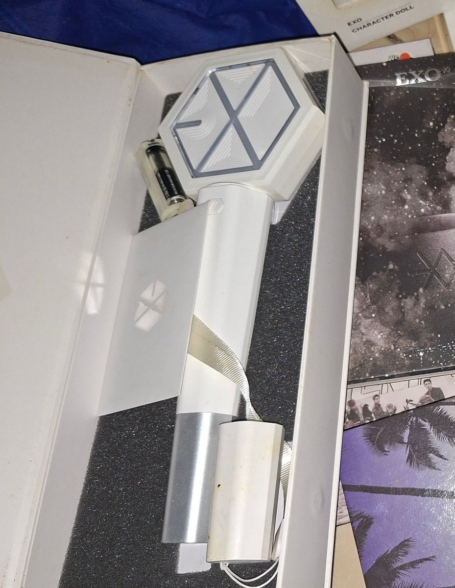 ody - STREAM CROWN BY EXO tweet media