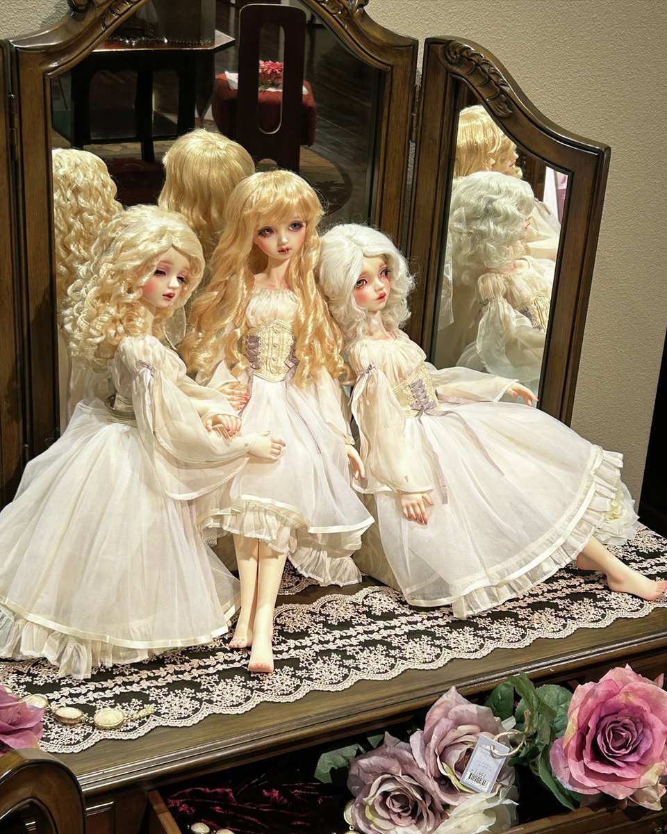 volks_doll's tweet photo. 【#天使の里 霞中庵（京都）】
明日、3月29日（日） はPSビスクモデル
「Super Dollfie® Graffiti 夢天使」をお披露目いたします。

詳しくはこちら
https://t.co/LMNs43gYhG

📸ドルフィー イベントインスタグラムでも展示の様子をご紹介中です✨
https://t.co/g5cX8a5ItH

#天使の里　#PSbisque
#スーパードルフィー