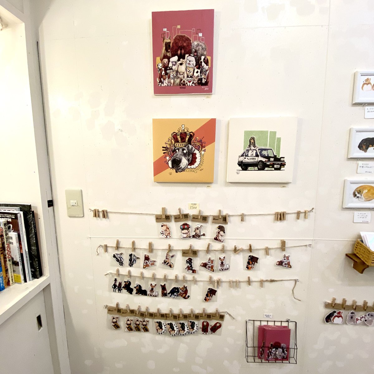 CURIOSITIES_shop&gallery tweet media