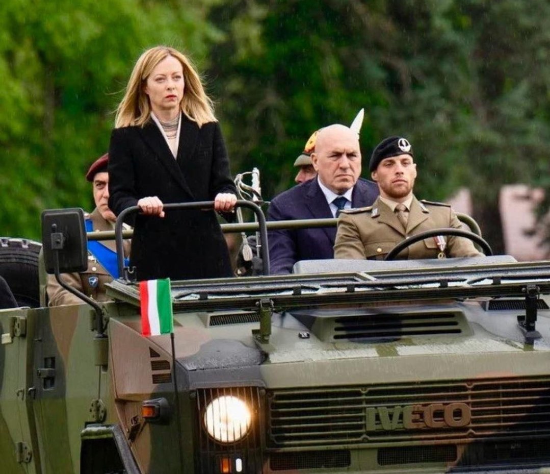 Frenkie_Woody tweet media