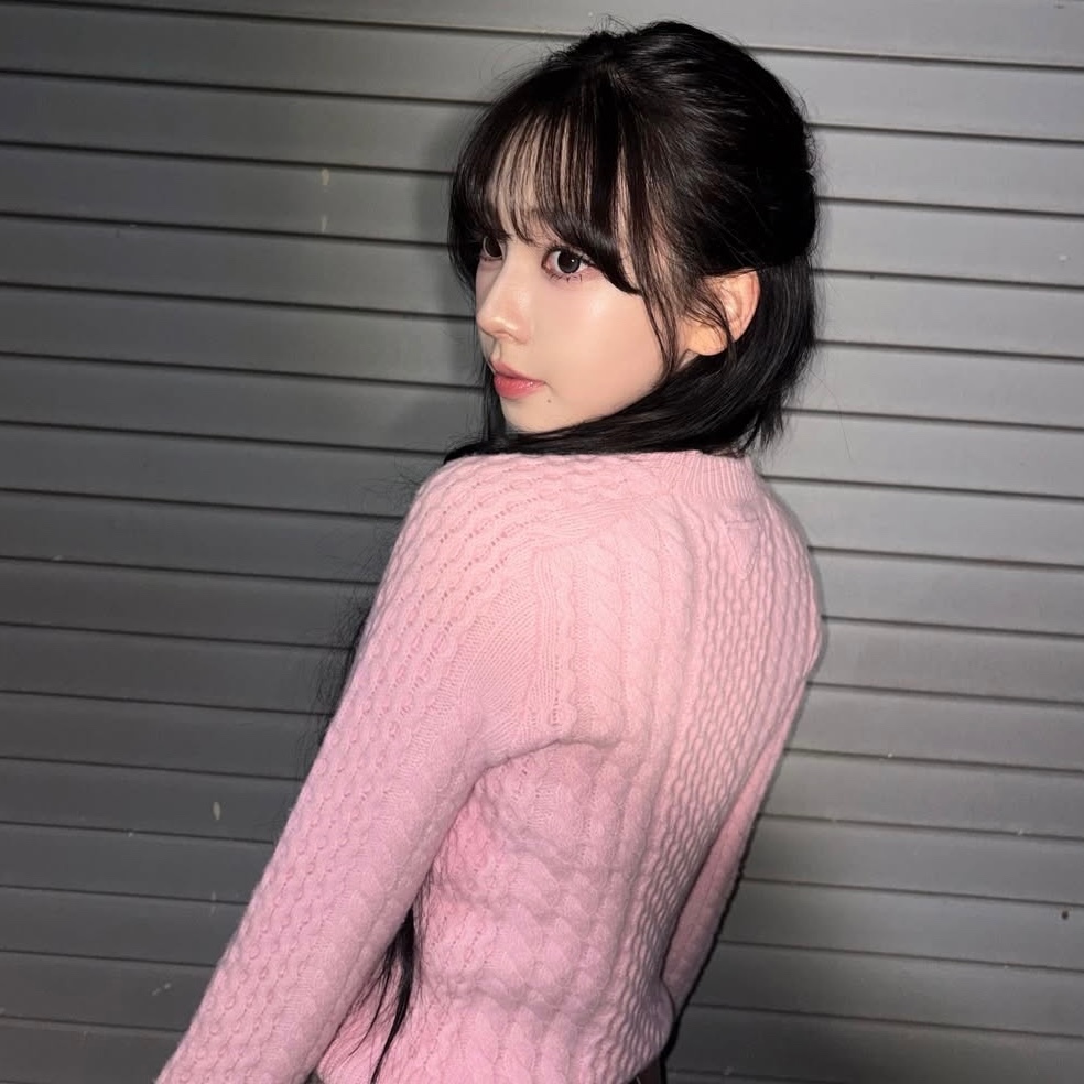 Base umum bisa follow @cornerfess tweet media