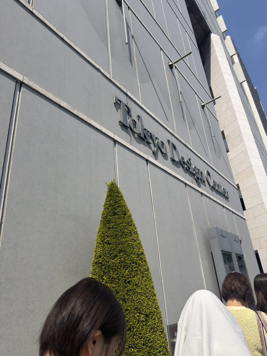 よる@取引 tweet media