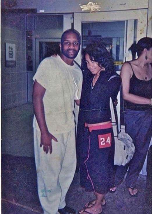 Young Nation /•\ tweet media