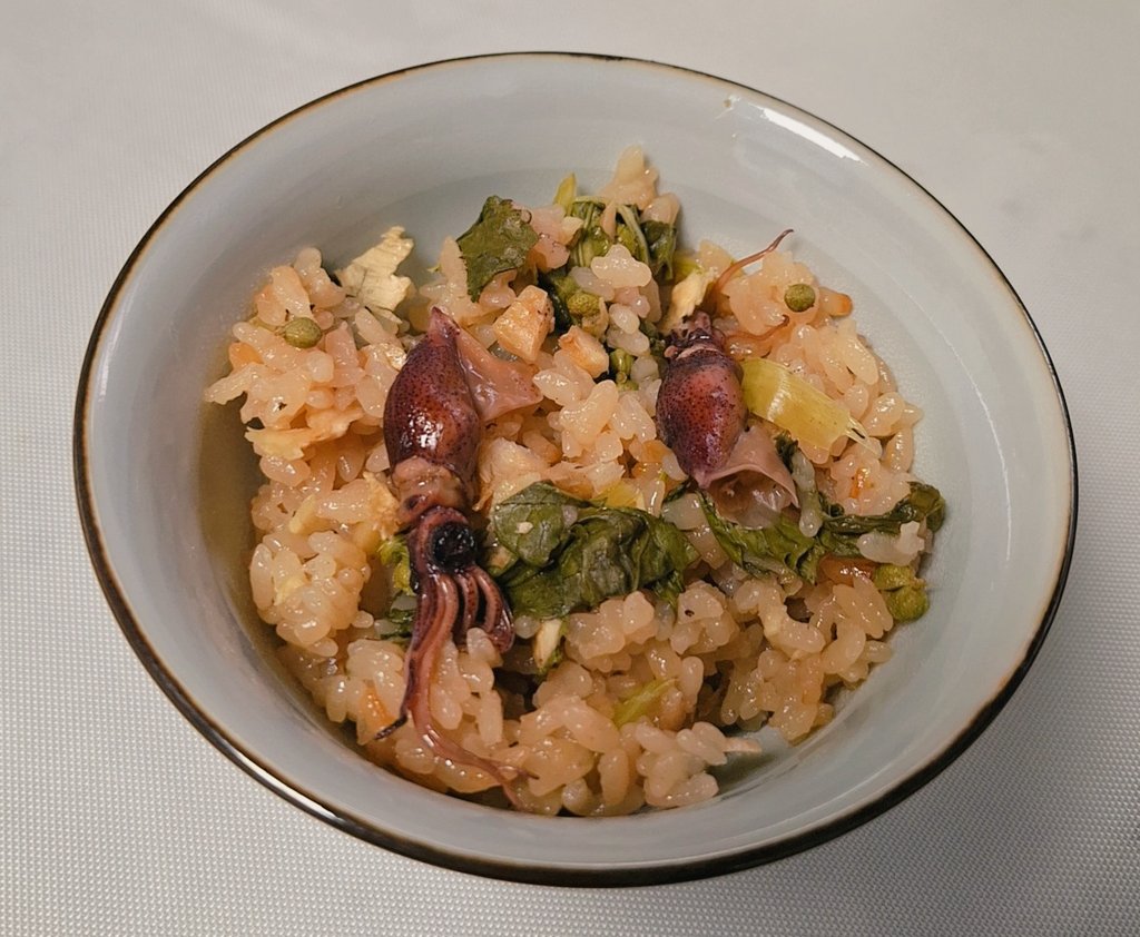 しゅん🖤💛💚💙💜 tweet media