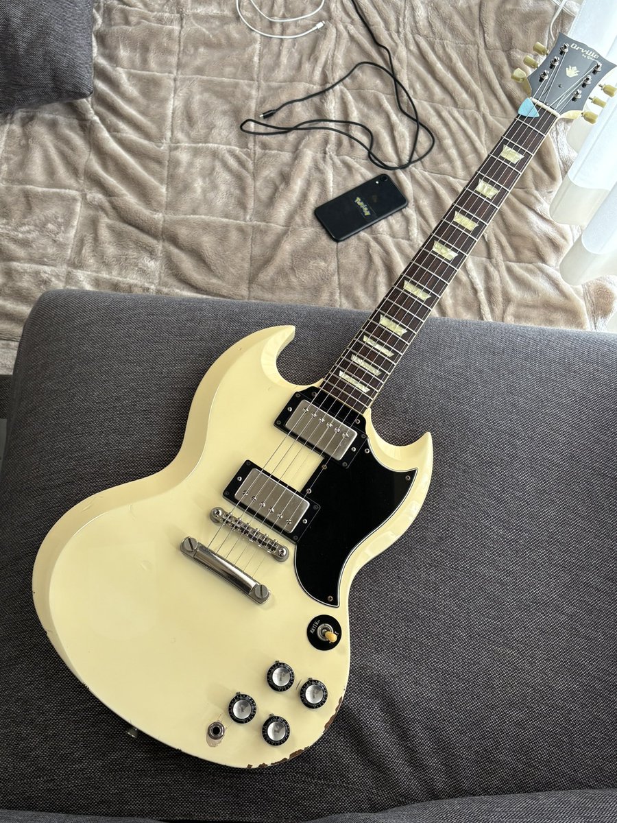 アリフ tweet media