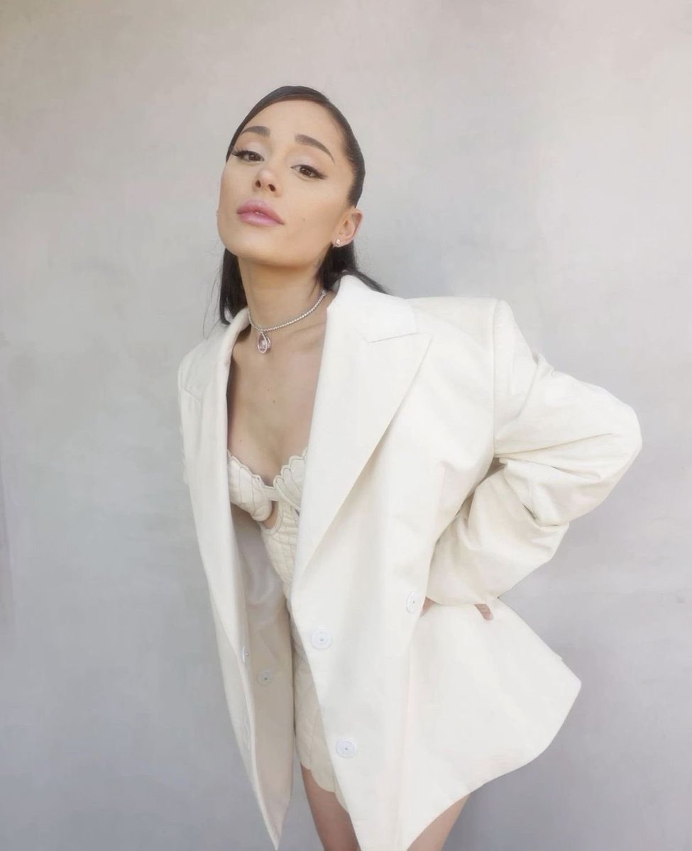 claire🫧 tweet media