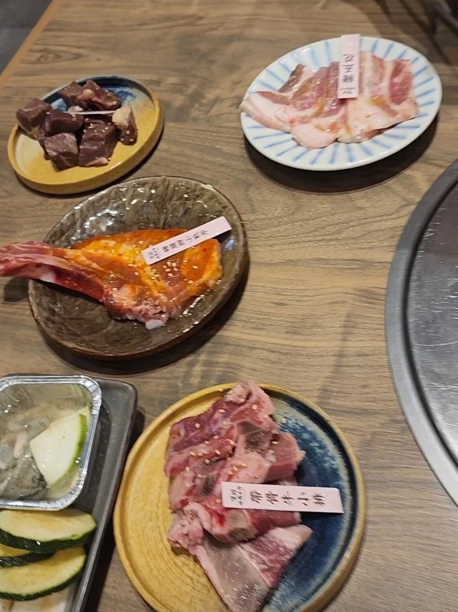 Nonokaccy's tweet photo. 昼から焼肉！ https://t.co/MZlZHZq6Wf