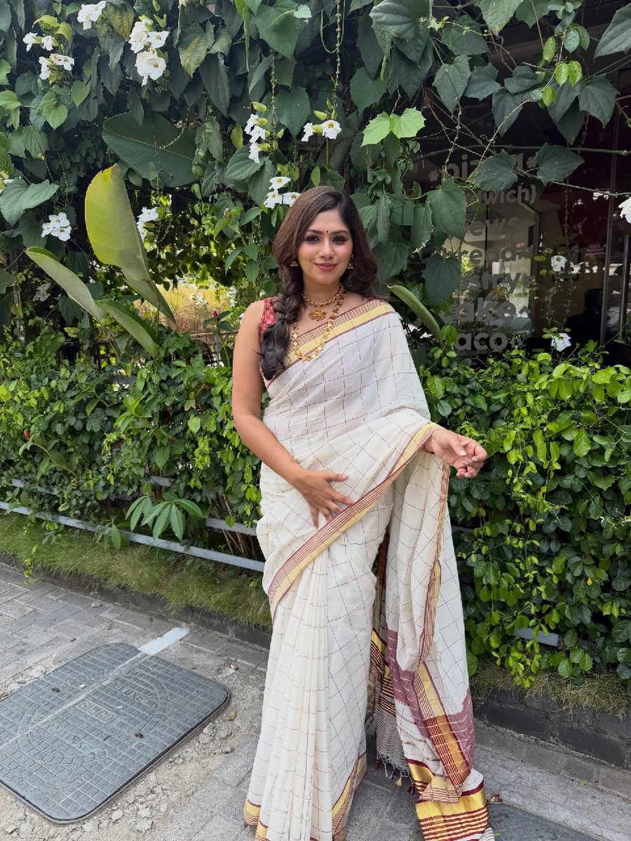 Anvi 🦚 tweet media