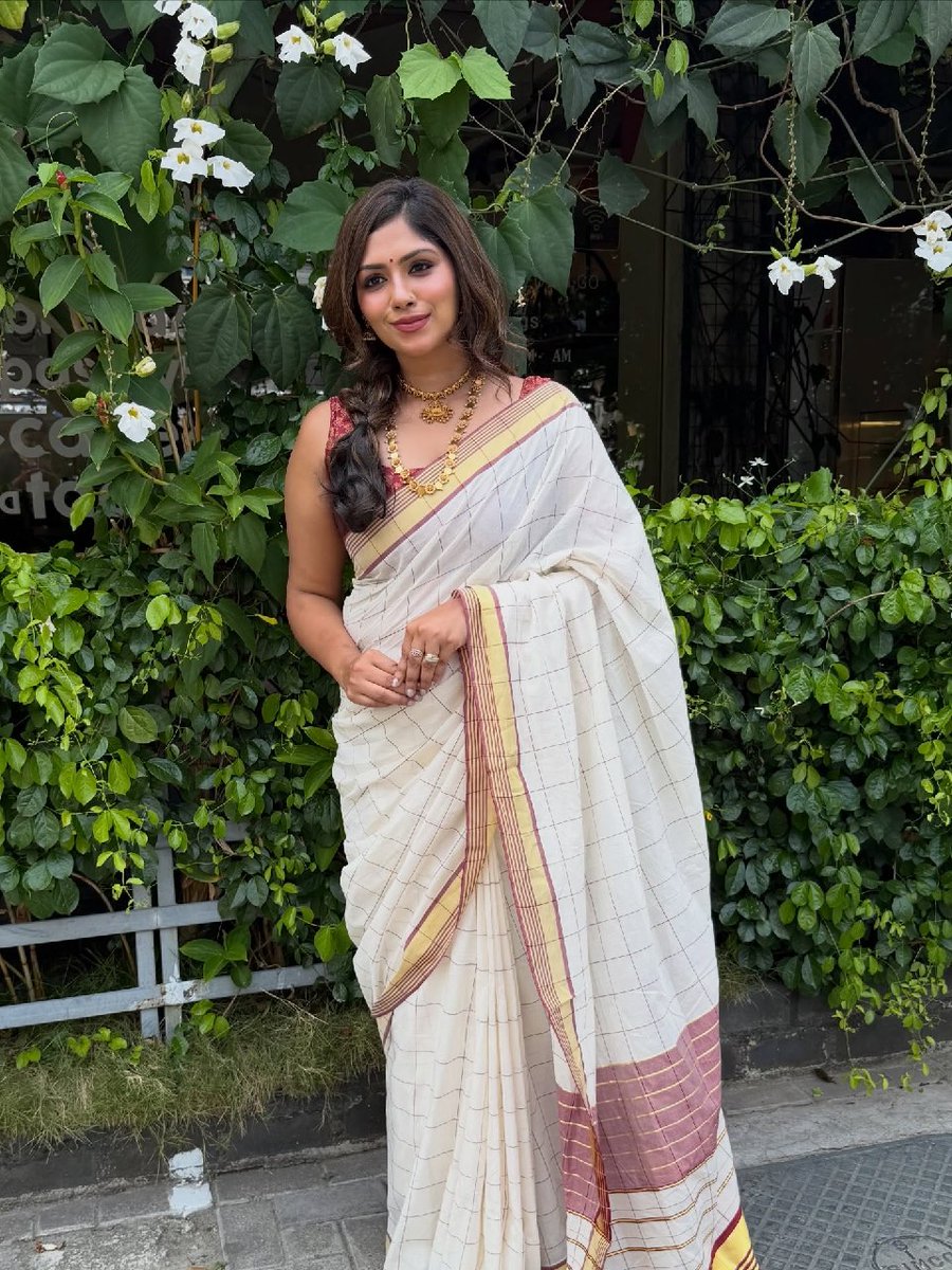 Anvi 🦚 tweet media